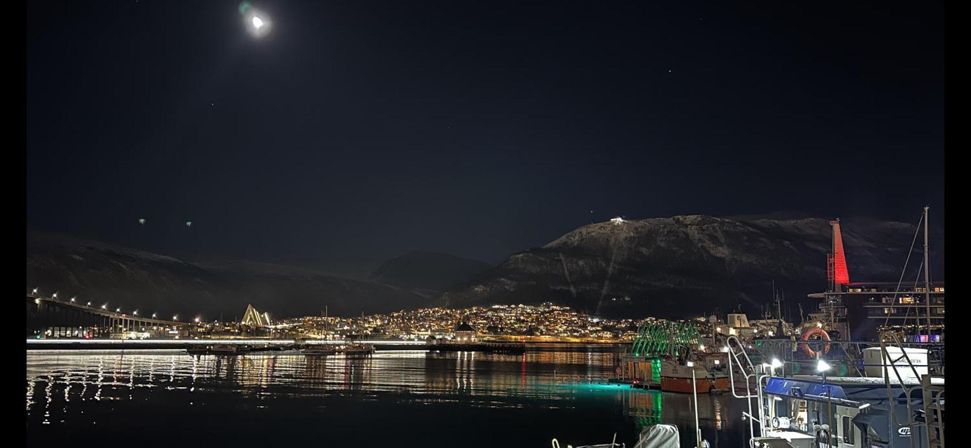Thenorthernexplorer Penthouse Tromsø Kültér fotó